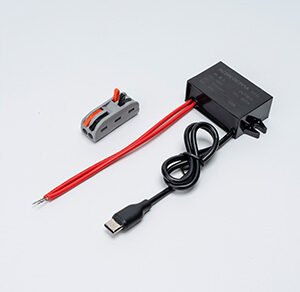 Milesight PC2405102 - Convertisseur d'alimentation 5 V / 2 A vers USB Type-C (UG56)